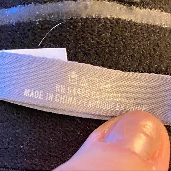 Aerie black straplesss bra, size 36C. - Picture 6 of 7